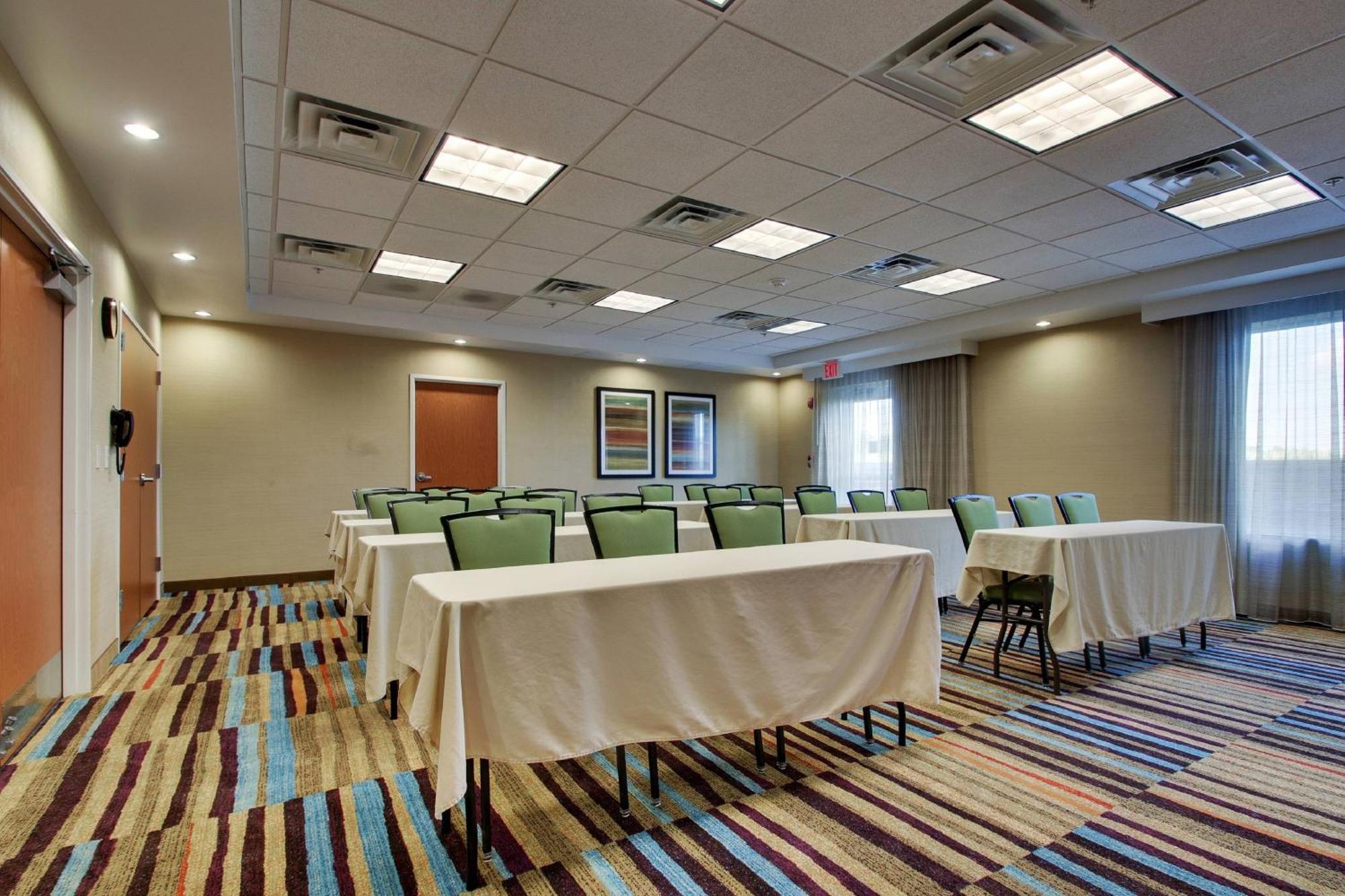 Fairfield Inn & Suites By Marriott Ottawa Starved Rock Area Екстериор снимка